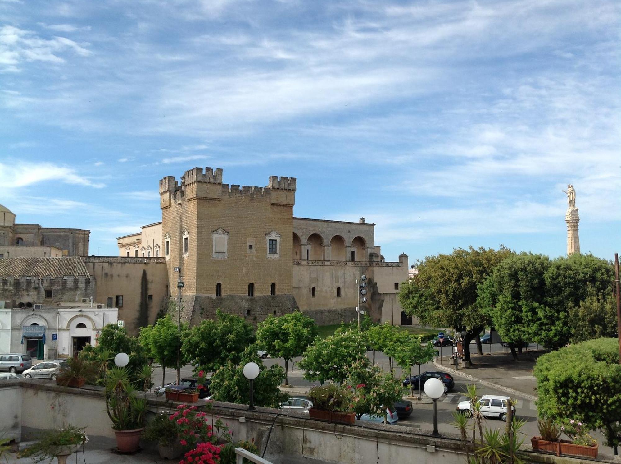 Hotel Castello Мезаньє Екстер'єр фото